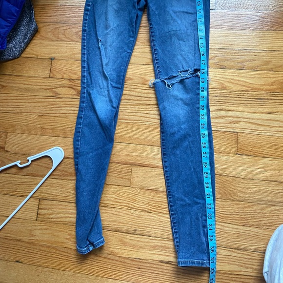 Old navy jeans - Picture 5 of 7